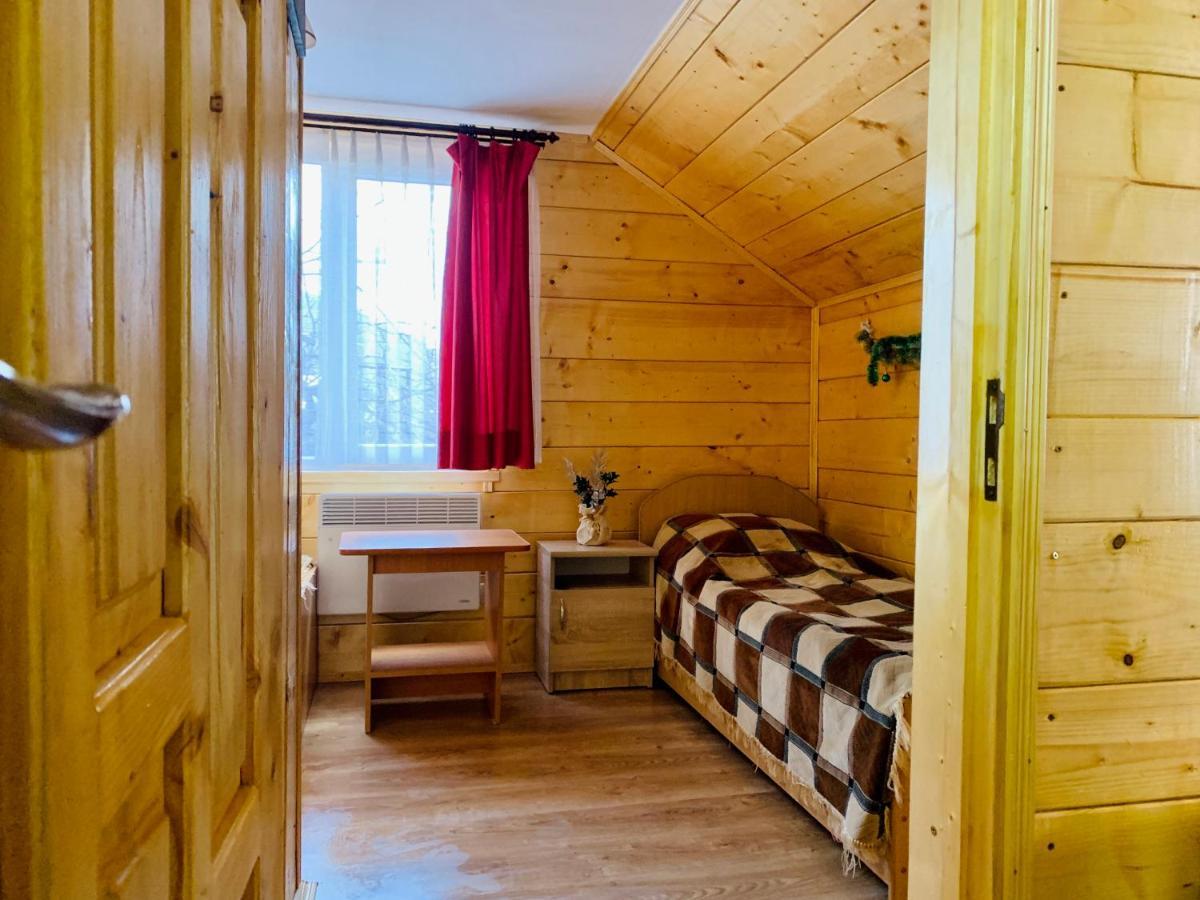 Appartamento За Горбами Jaremče Esterno foto